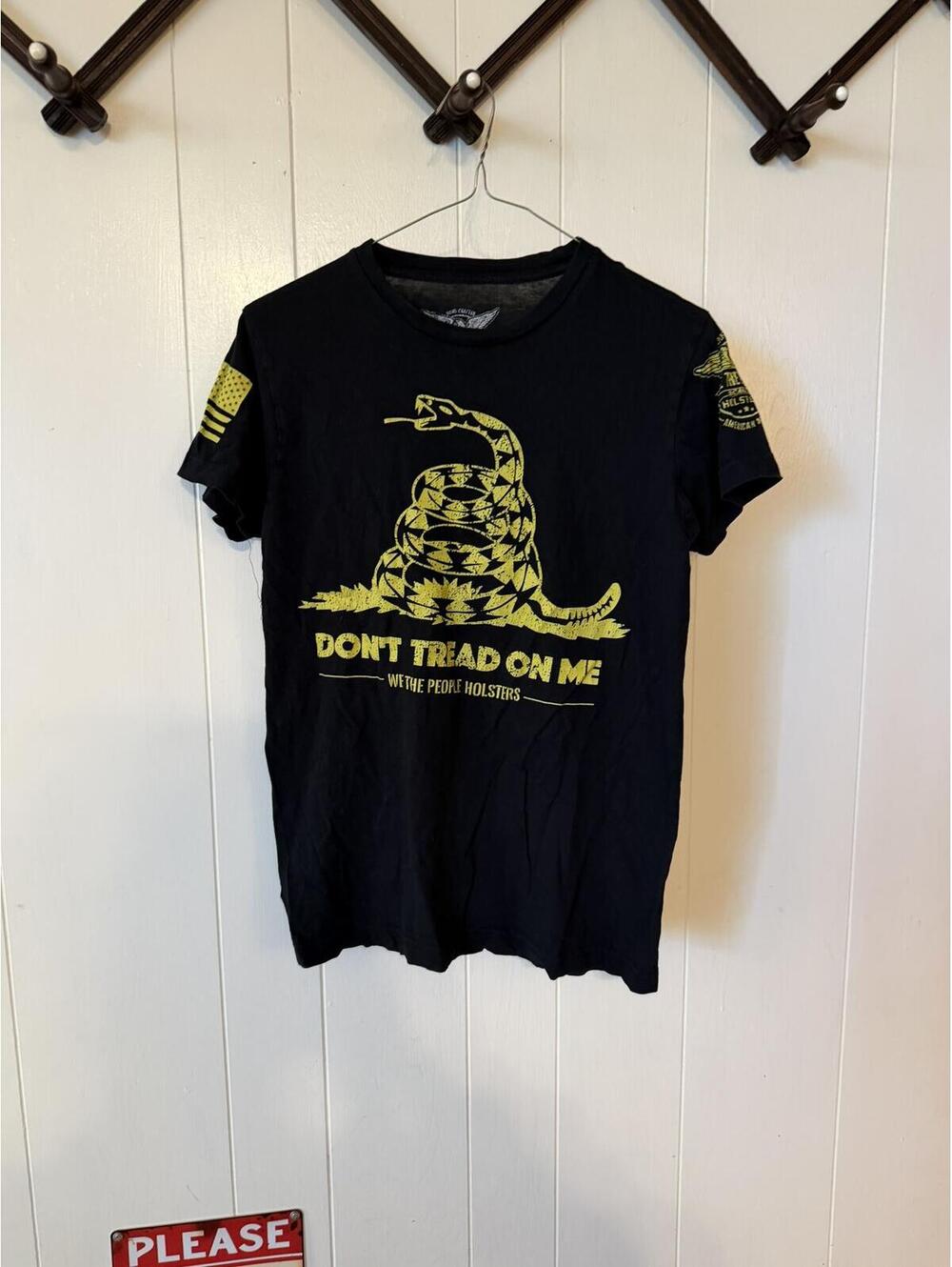 We The People Holsters Black Yellow Snake Graphic T-Shirt Women's Small